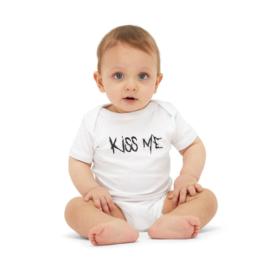 KISS ME GOTH BABY
